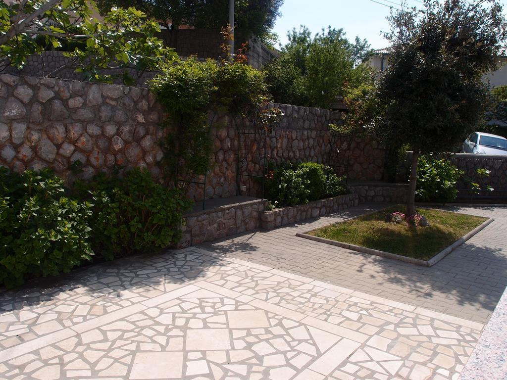 Apartments Zora Senj  Exterior foto